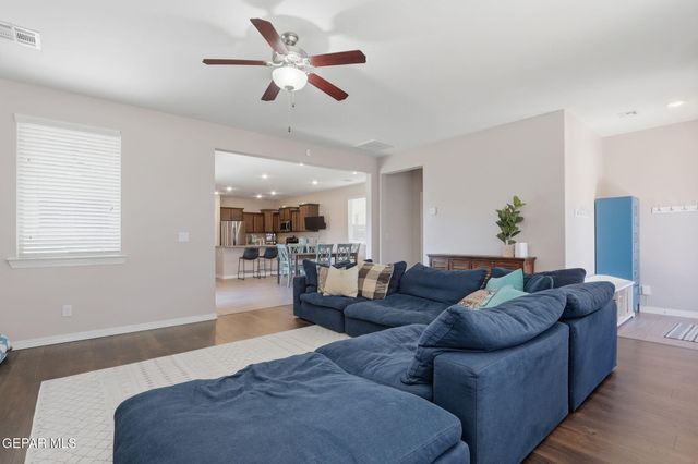 4833 MARK AVIZO, El Paso, TX 79938