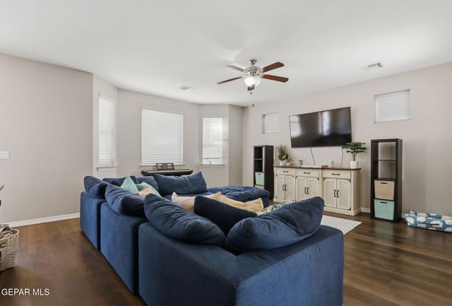 4833 MARK AVIZO, El Paso, TX 79938