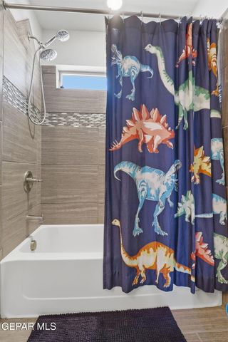 4833 MARK AVIZO, El Paso, TX 79938