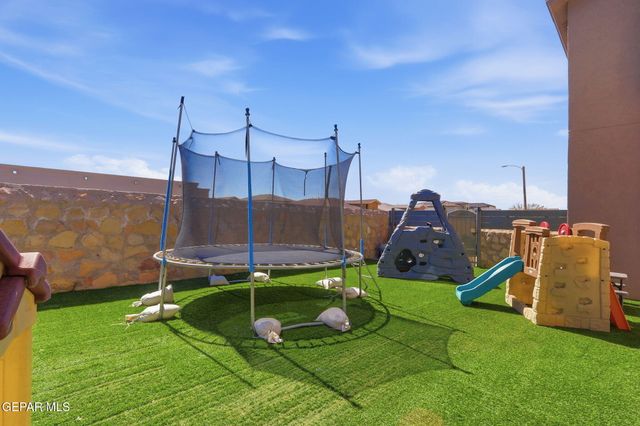 4833 MARK AVIZO, El Paso, TX 79938