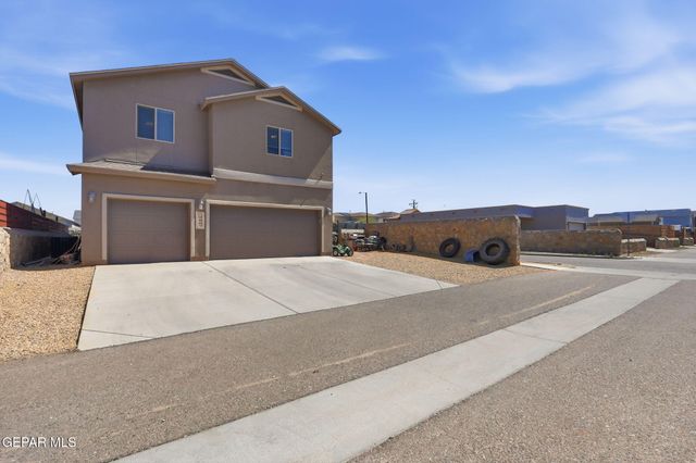 4833 MARK AVIZO, El Paso, TX 79938