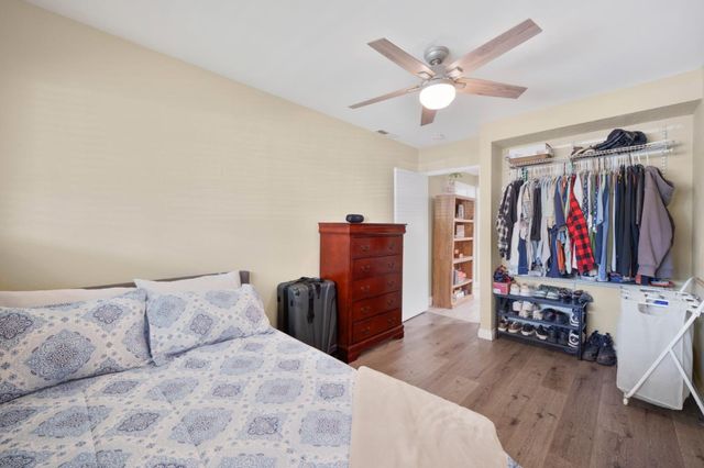 732 4th Avenue, Redwood City, CA 94063