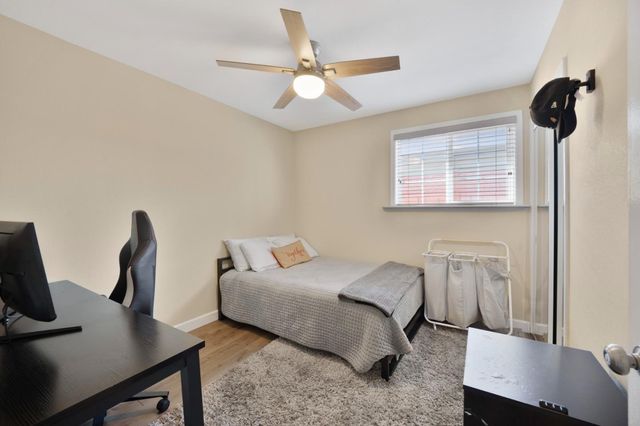 732 4th Avenue, Redwood City, CA 94063