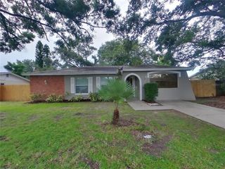 704 FALKIRK AVENUE, Valrico, FL 33594