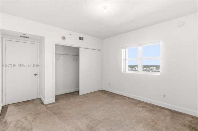 14951 Royal Oaks Lane 1604, North Miami, FL 33181