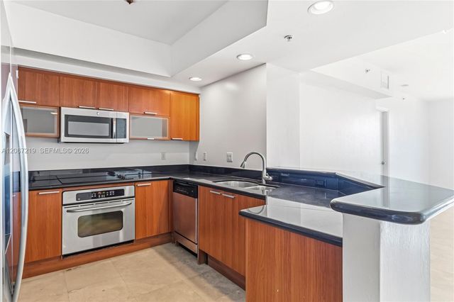 14951 Royal Oaks Lane 1604, North Miami, FL 33181