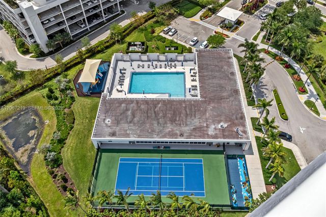 14951 Royal Oaks Lane 1604, North Miami, FL 33181