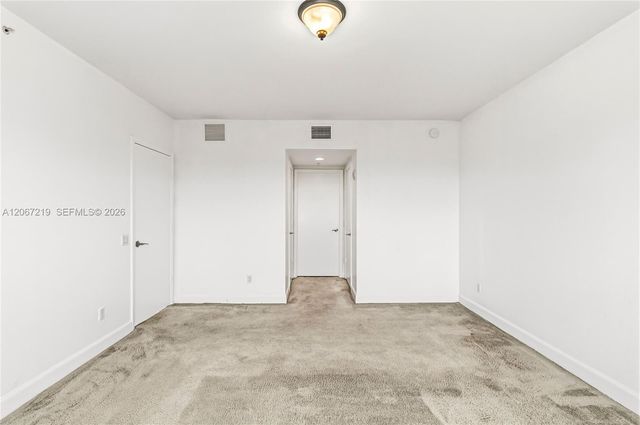14951 Royal Oaks Lane 1604, North Miami, FL 33181