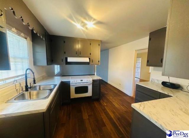 2304 Tifton Dr, Darlington, SC 29532