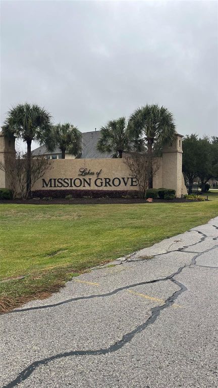 4622 Santa Barbara Way, Richmond, TX 77406