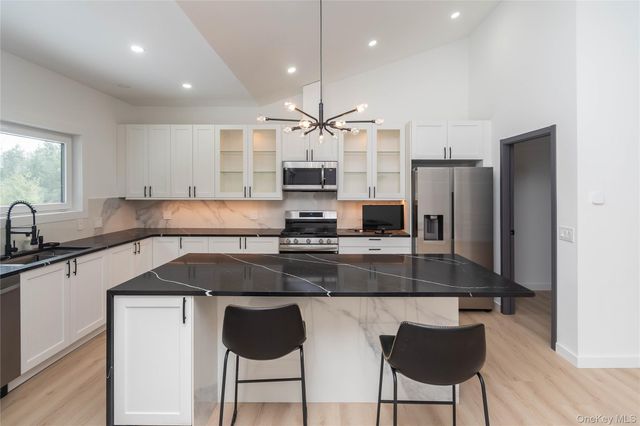 58 Dunn Town Road, Wurtsboro, NY 12790