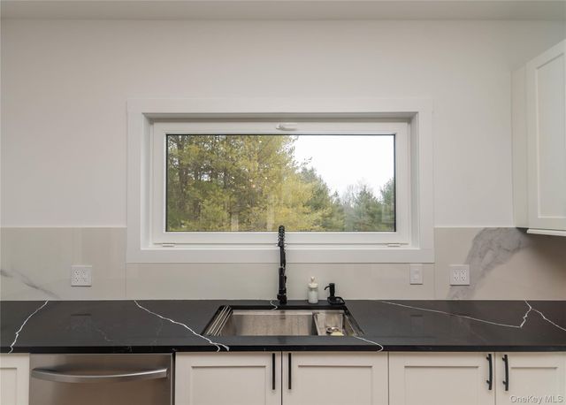 58 Dunn Town Road, Wurtsboro, NY 12790