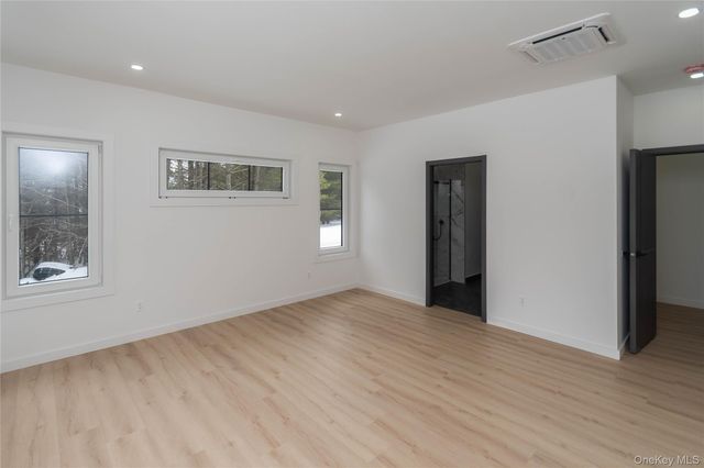 58 Dunn Town Road, Wurtsboro, NY 12790