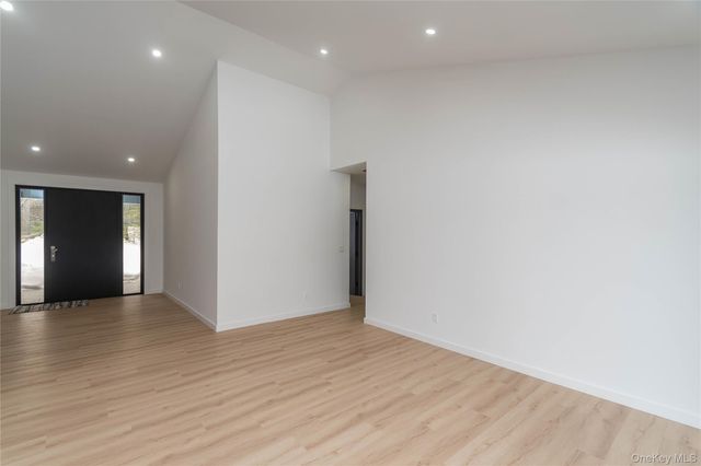 58 Dunn Town Road, Wurtsboro, NY 12790