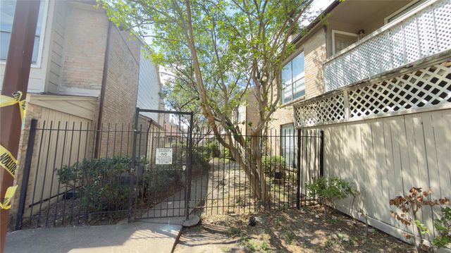 2100 Wilcrest Drive 115, Houston, TX 77042