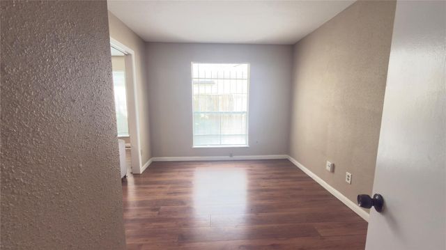 2100 Wilcrest Drive 115, Houston, TX 77042