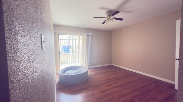 2100 Wilcrest Drive 115, Houston, TX 77042