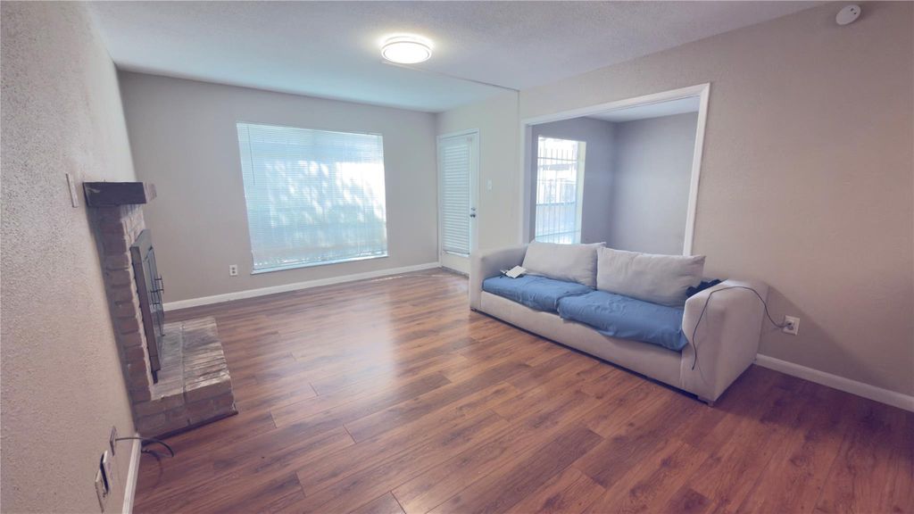 2100 Wilcrest Drive 115, Houston, TX 77042