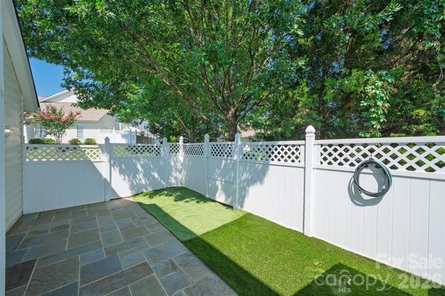 207 Dawn Mist Lane, Fort Mill, SC 29708