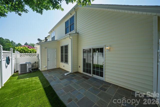 207 Dawn Mist Lane, Fort Mill, SC 29708