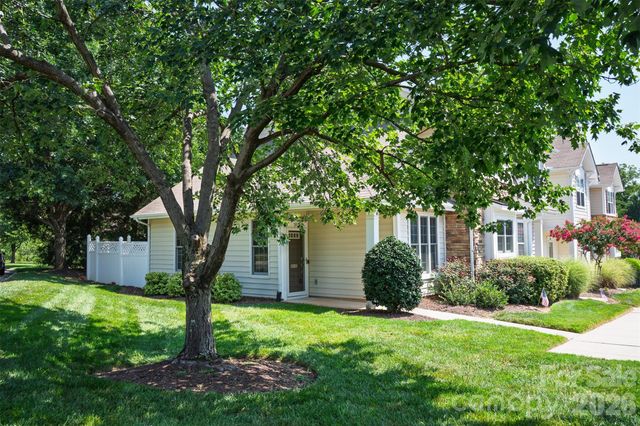 207 Dawn Mist Lane, Fort Mill, SC 29708
