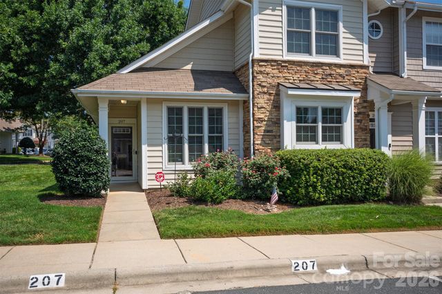 207 Dawn Mist Lane, Fort Mill, SC 29708