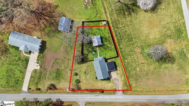 166 Berry Road, Boiling Springs, SC 29316