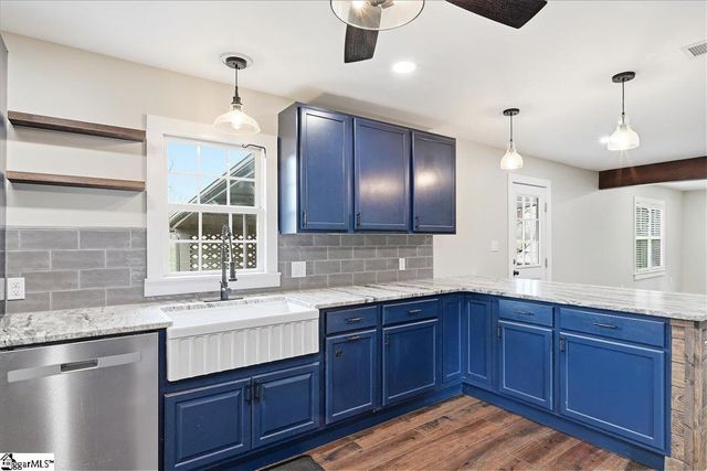 166 Berry Road, Boiling Springs, SC 29316