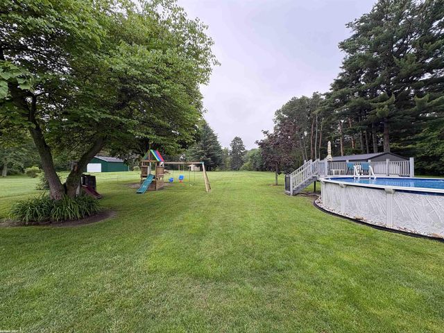 2835 W Water Street, Port Huron, MI 48060