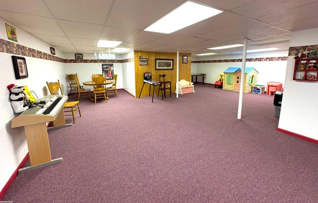 2835 W Water Street, Port Huron, MI 48060