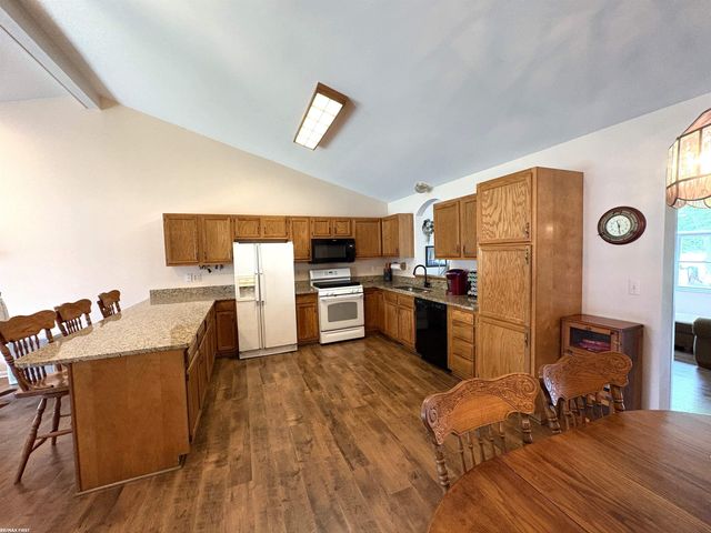 2835 W Water Street, Port Huron, MI 48060