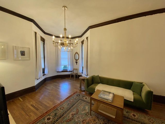 928 King STREET, La Crosse, WI 54601