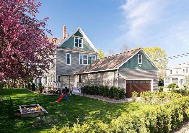 928 King STREET, La Crosse, WI 54601