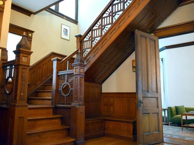 928 King STREET, La Crosse, WI 54601