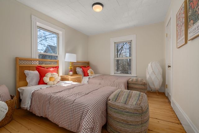 8 Belmont Pl, Somerville, MA 02143