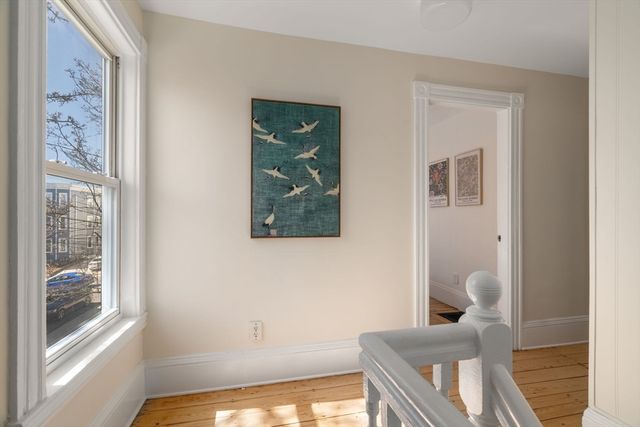 8 Belmont Pl, Somerville, MA 02143