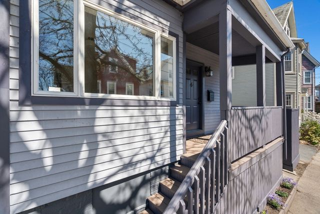 8 Belmont Pl, Somerville, MA 02143