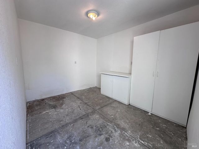 721 S Oak St, Ukiah, CA 95482