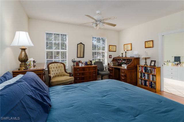 5353 Cove CIR, Naples, FL 34119