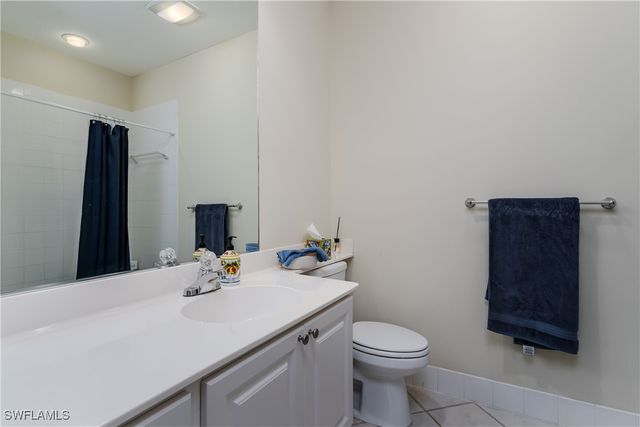 5353 Cove CIR, Naples, FL 34119