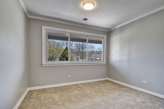 300 OSAGE Street, Park Forest, IL 60466