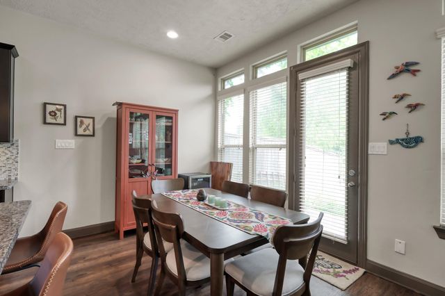 18 Aventura Place, Spring, TX 77389
