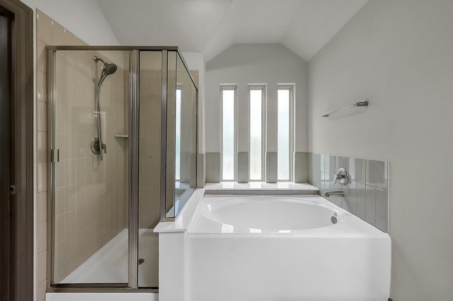 18 Aventura Place, Spring, TX 77389