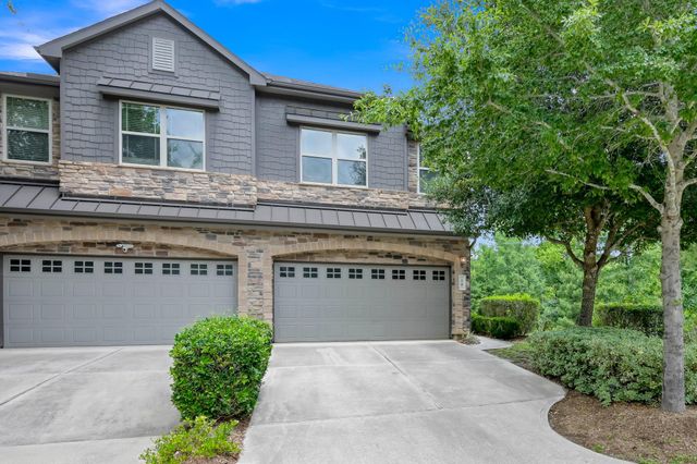 18 Aventura Place, Spring, TX 77389