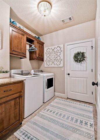 6307 S 58th Street, Rogers, AR 72758