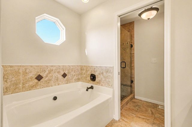 1662 Bingham Circle, Hebron, KY 41048