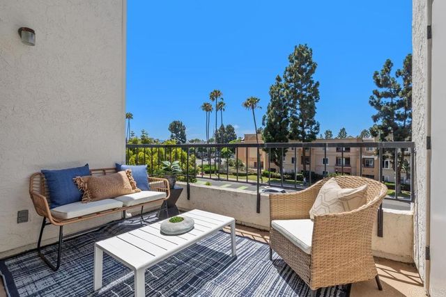 3525 Lebon Dr. 307, San Diego, CA 92122