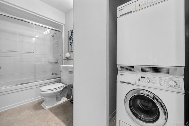 3525 Lebon Dr. 307, San Diego, CA 92122