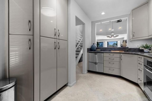 3525 Lebon Dr. 307, San Diego, CA 92122