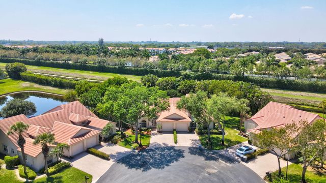 7930 Lake Sands Drive, Delray Beach, FL 33446